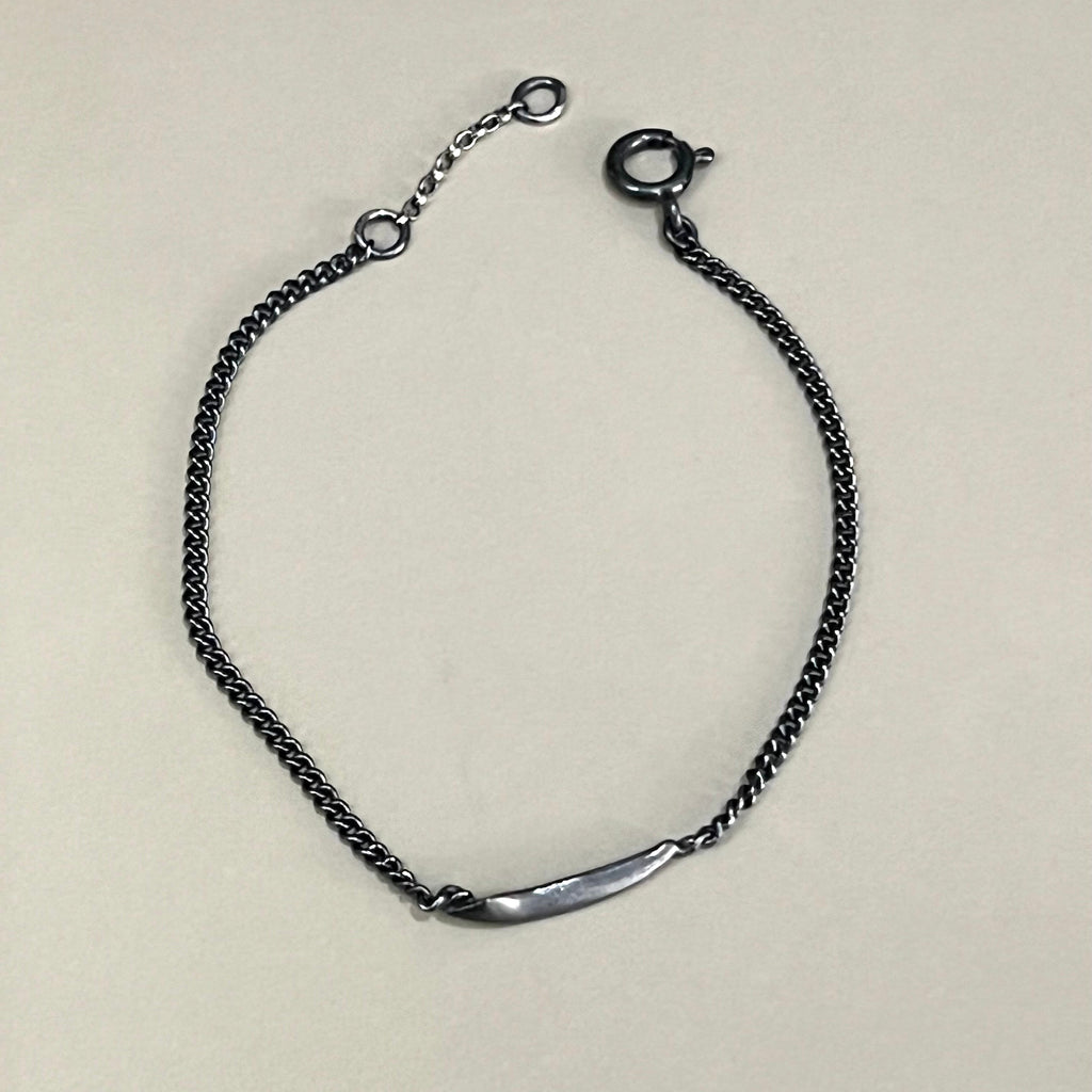 ÆR oxiterað armband