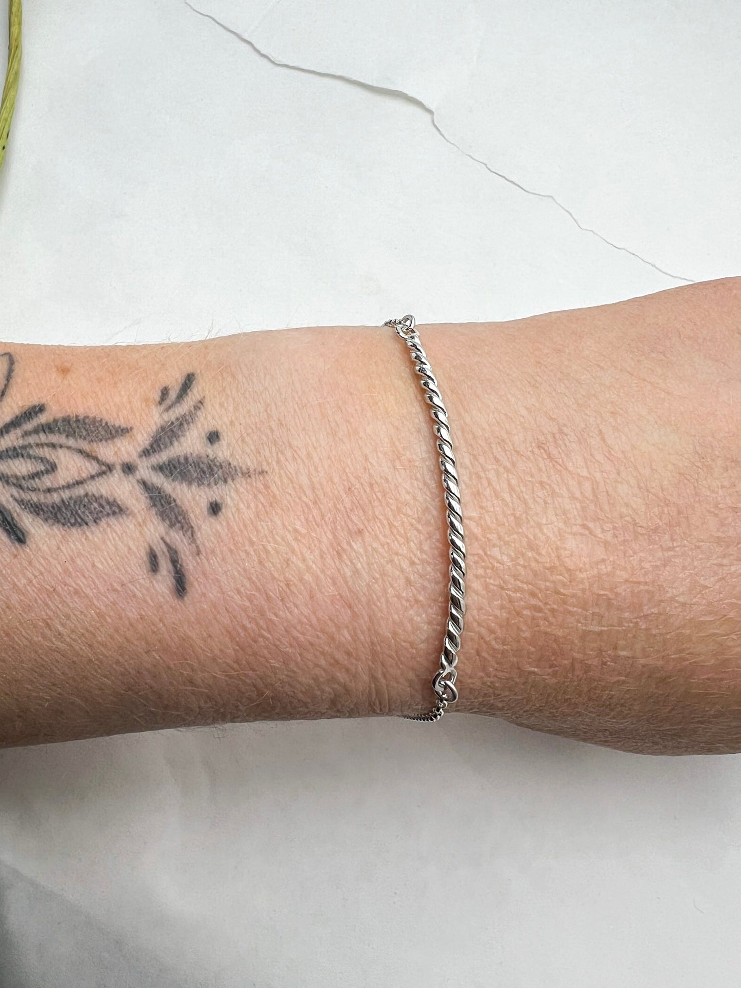 Tvist hring armband