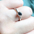Silfurhringur með 6mm svörtum zirkonium