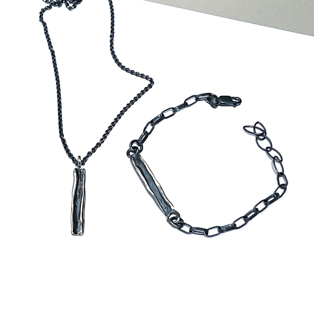 Gróft silfurplötu hálsmen